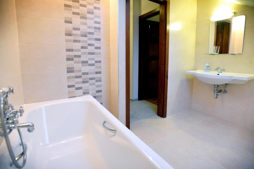 Corner Apartman إغير الغرفة الصورة