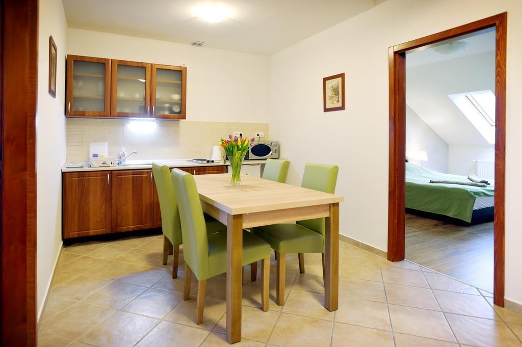 Corner Apartman إغير الغرفة الصورة